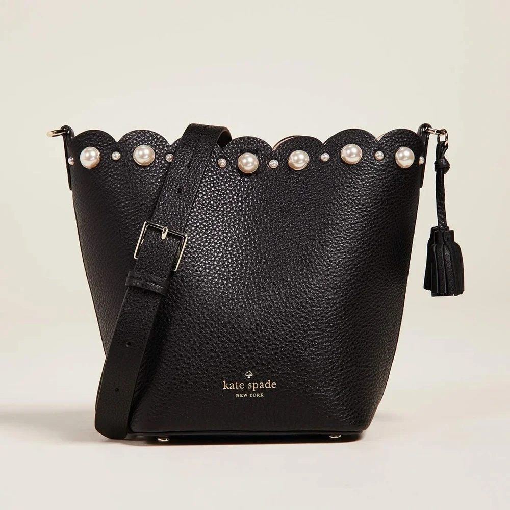 Kate Spade • Hayes Street Pearl Vanessa Bucket Bag black pebbled leather purse
